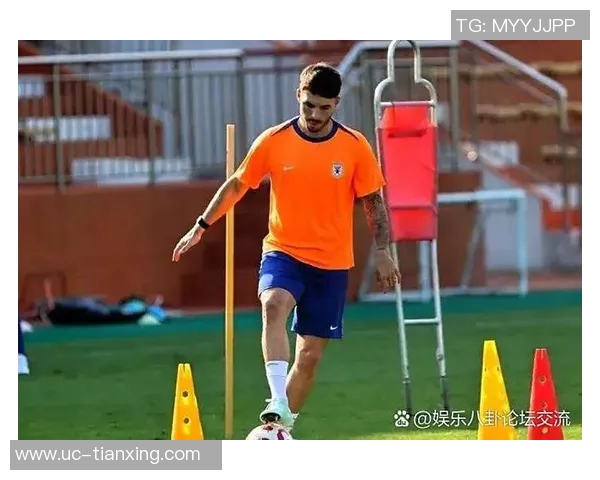 媒体人分析泰山队洛佩斯去留问题瓦科续约进展缓慢引关注